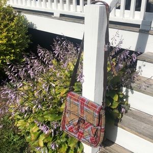 Super RARE Vera Bradley tweed crossbody
